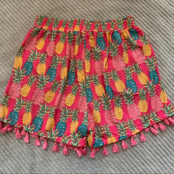Simply Southern Pink Pineapple Tassel Shorts S/M - Picture 3 of 9